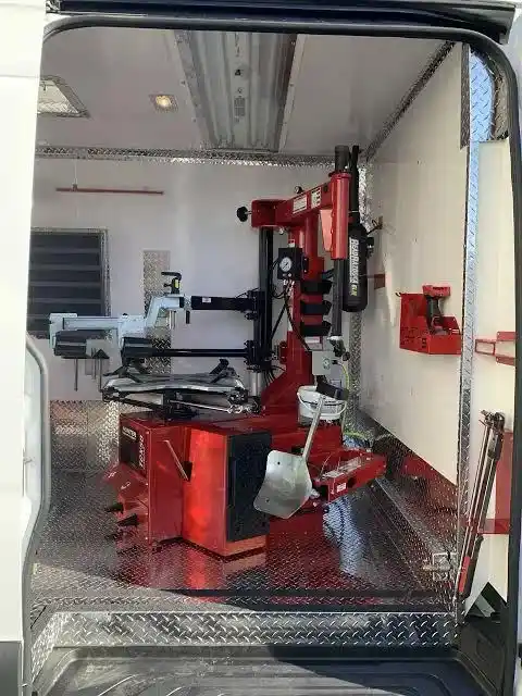 OtoErtem Çalışma Alanı - Modern Lastik Tamiri ve Yol Yardım Merkezi